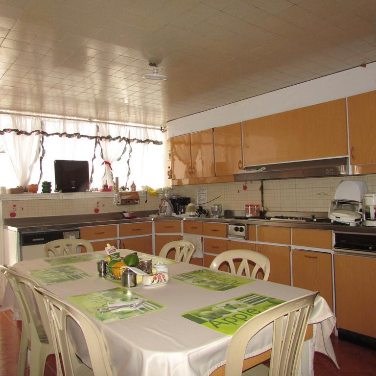 Casa De Huespedes Shalom Victoria Pension Bogota Buitenkant foto