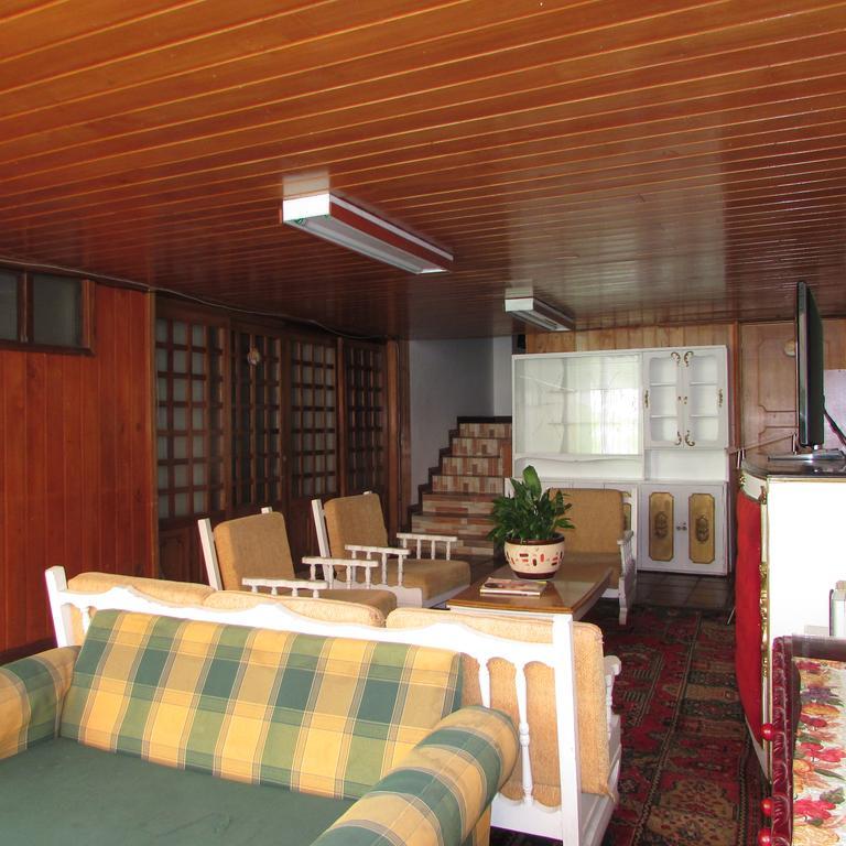 Casa De Huespedes Shalom Victoria Pension Bogota Buitenkant foto